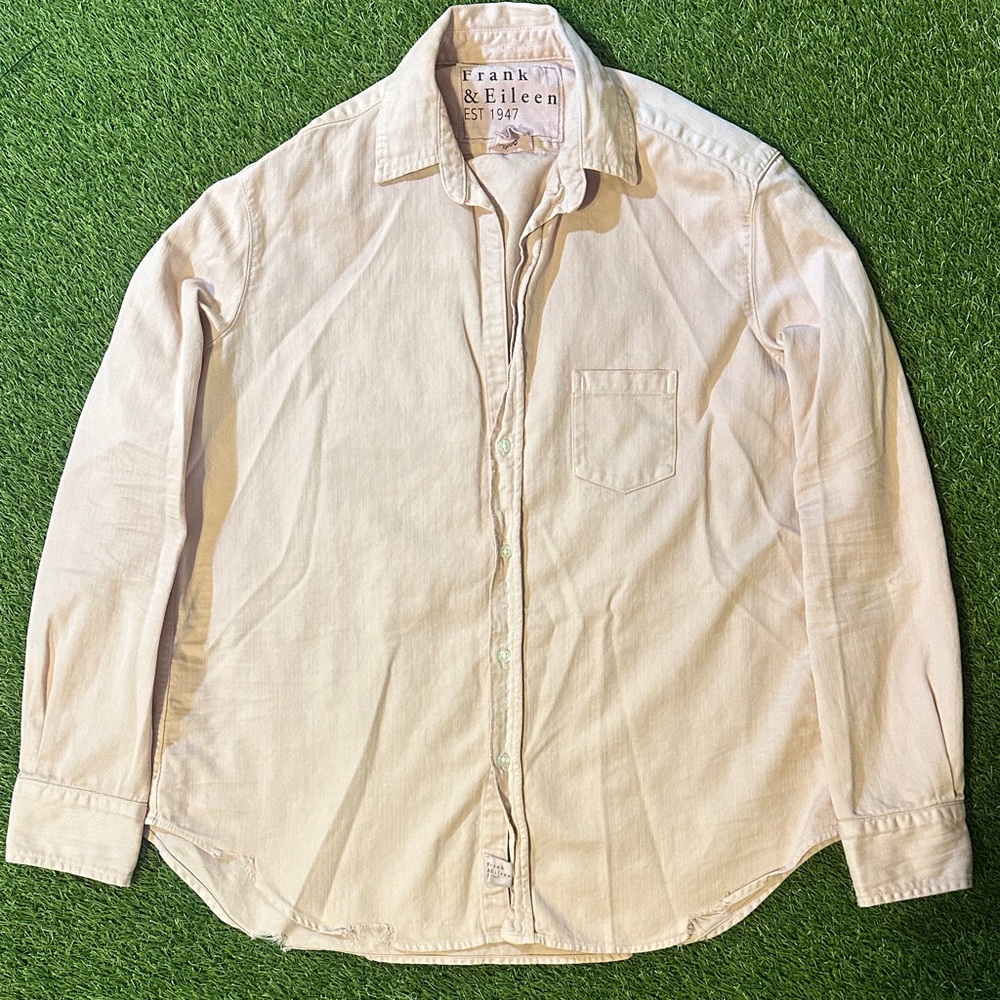 Frank & Eileen Women's Light Pink Button Down Shirt